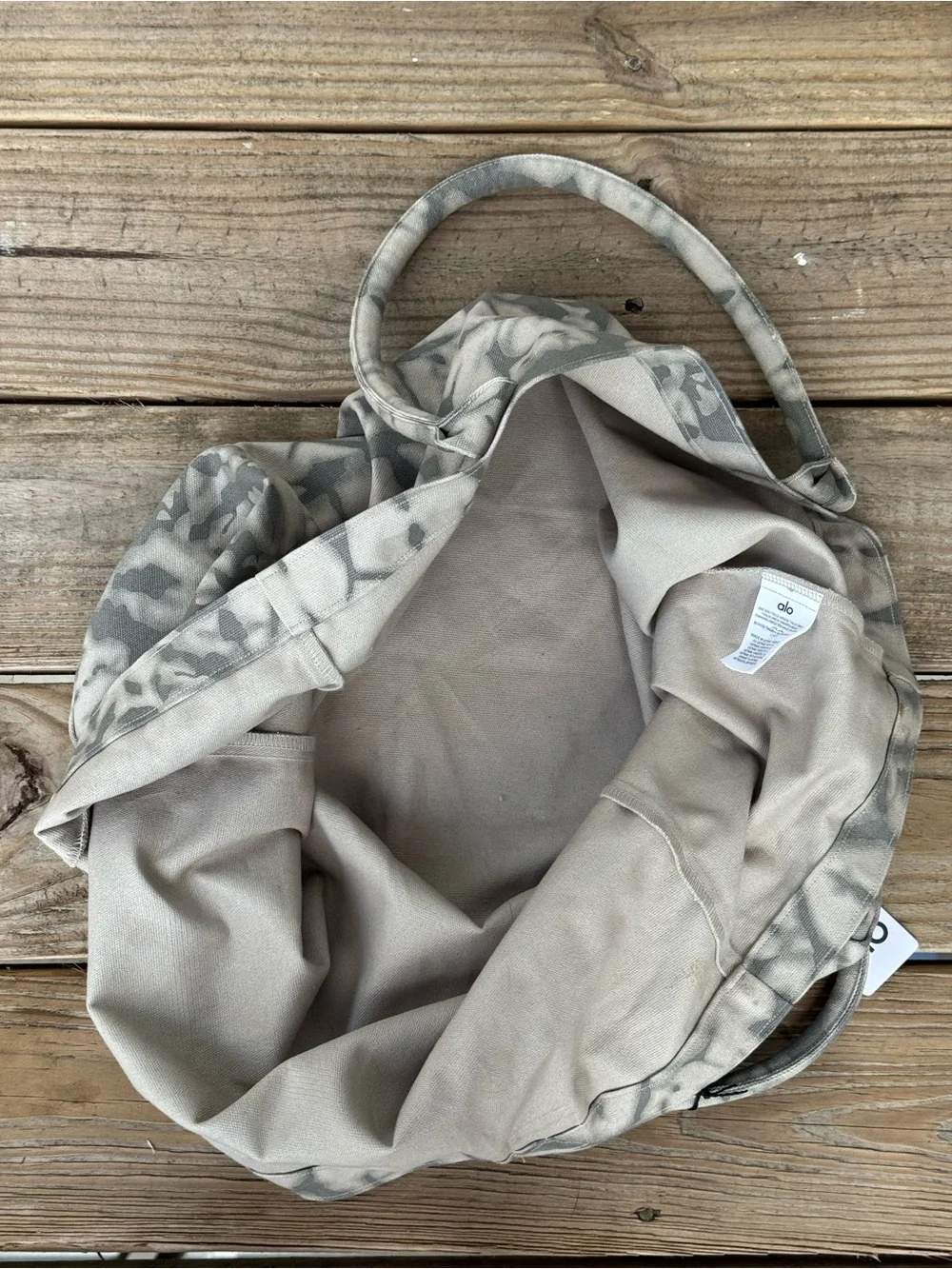 NWT Alo Yoga Grey Tie Dyed Shopper Tote